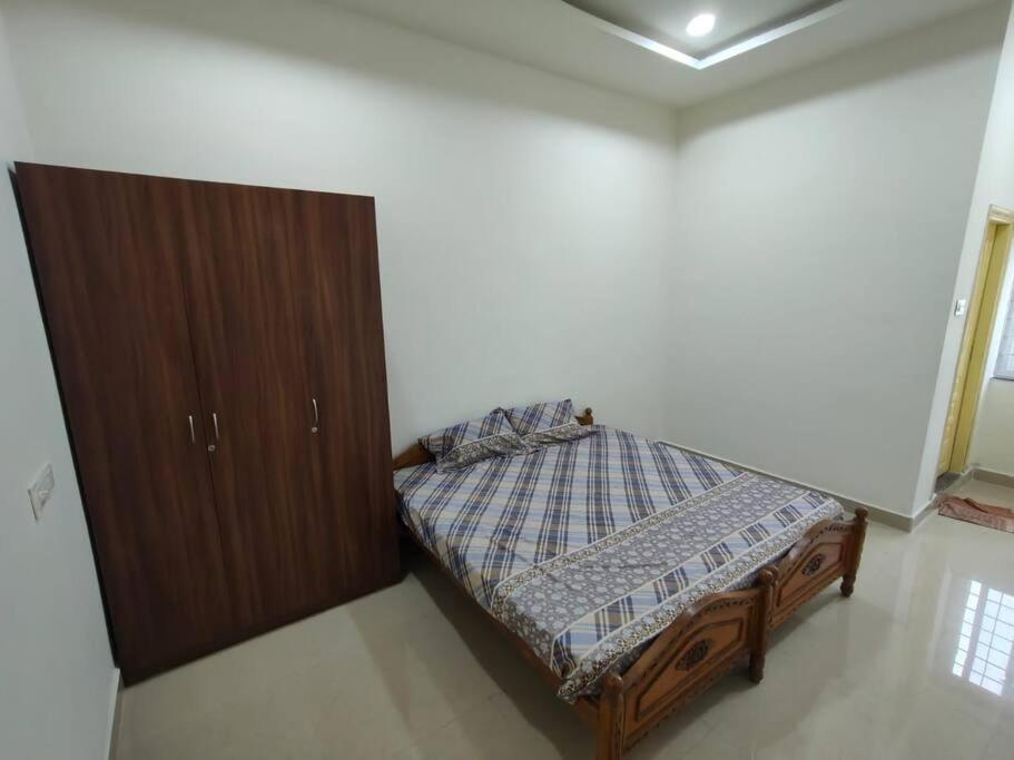Leo'S Den 9 Guests Ac 3Bhk 9 Mins To Rgia Villa Shamshabad Exterior photo