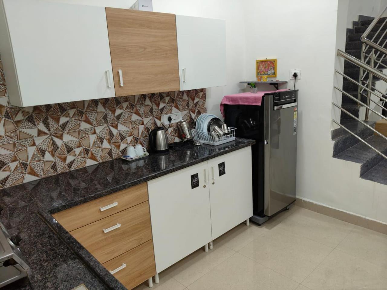 Leo'S Den 9 Guests Ac 3Bhk 9 Mins To Rgia Villa Shamshabad Exterior photo